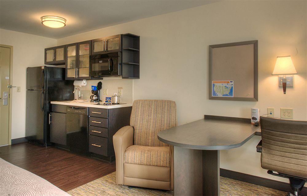 Candlewood Suites Sioux City - Southern Hills By Ihg Exterior photo